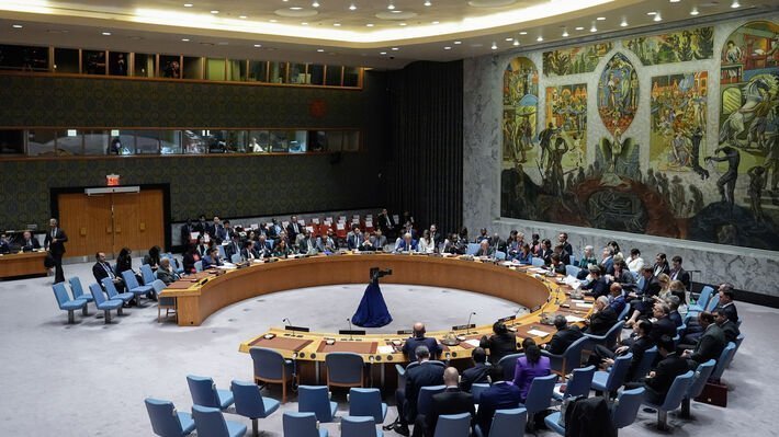 &Sigma;&tau;ή&rho;&iota;&xi;&eta; &sigma;&tau;&eta;&nu; &kappa;&rho;&alpha;&tau;&iota;&kappa;ή &kappa;&upsilon;&rho;&iota;&alpha;&rho;&chi;ί&alpha; &Lambda;&iota;&beta;ά&nu;&omicron;&upsilon; &alpha;&pi;ό &Kappa;ύ&pi;&rho;&omicron; &sigma;&tau;&omicron; &Sigma;&upsilon;&mu;&beta;&omicron;ύ&lambda;&iota;&omicron; &Alpha;&sigma;&phi;&alpha;&lambda;&epsilon;ί&alpha;&sigmaf;