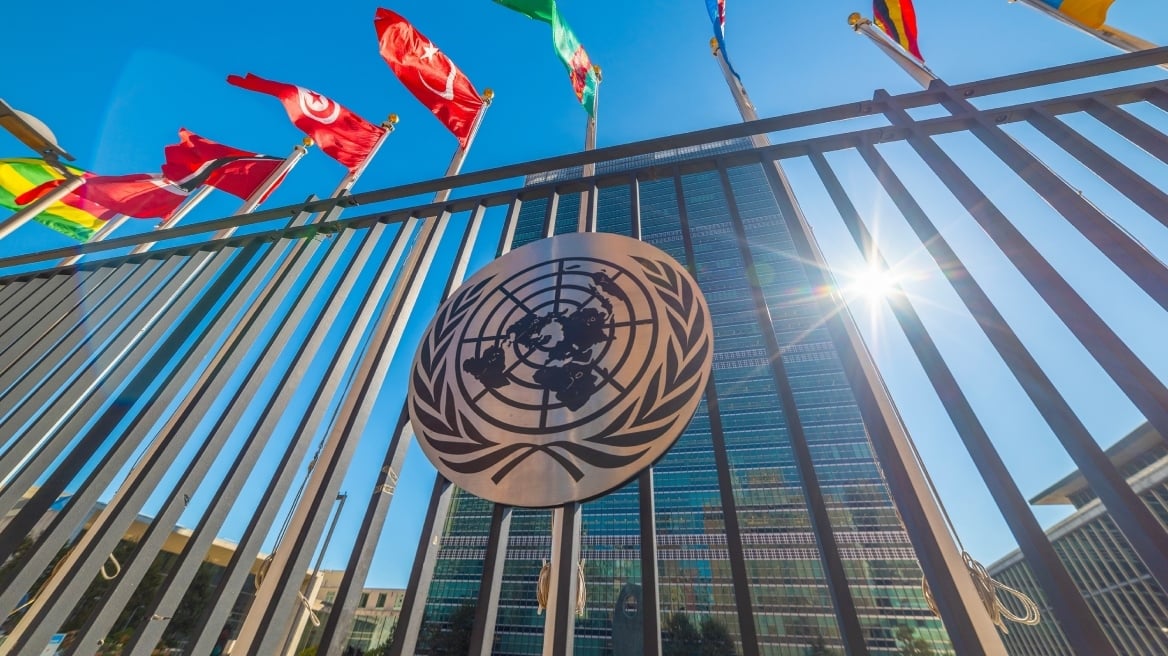 &Sigma;&Alpha; &Omicron;&Eta;&Epsilon;: &Epsilon;&lambda;&lambda;ά&delta;&alpha;, &Kappa;ύ&pi;&rho;&omicron;&sigmaf; &kappa;&iota; ά&lambda;&lambda;&epsilon;&sigmaf; &chi;ώ&rho;&epsilon;&sigmaf; &zeta;&eta;&tau;&omicron;ύ&nu; &alpha;&pi;&omicron;&kappa;&lambda;&iota;&mu;ά&kappa;&omega;&sigma;&eta; &tau;&omicron;&upsilon; &pi;&omicron;&lambda;έ&mu;&omicron;&upsilon;