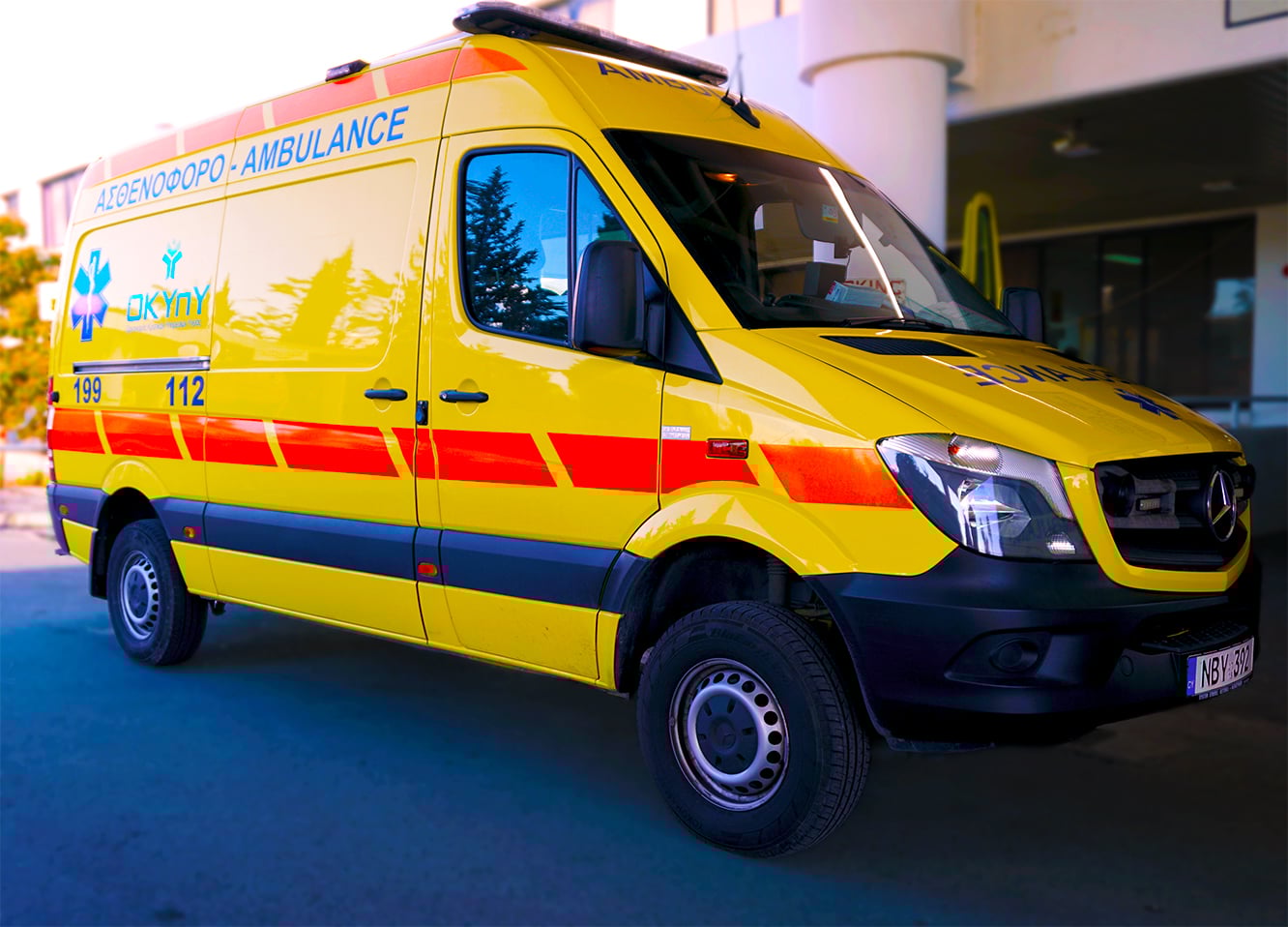 &Delta;ύ&omicron; &tau;&rho;&alpha;&upsilon;&mu;&alpha;&tau;ί&epsilon;&sigmaf; &sigma;&epsilon; &tau;&rho;&omicron;&chi;&alpha;ί&omicron; &sigma;&tau;&eta;&nu; έ&xi;&omicron;&delta;&omicron; &Alpha;&gamma;ί&alpha;&sigmaf; &Theta;έ&kappa;&lambda;&alpha;&sigmaf;-&Epsilon;&pi;&epsilon;&nu;έ&beta;&eta; &eta; &Pi;&upsilon;&rho;&omicron;&sigma;&beta;&epsilon;&sigma;&tau;&iota;&kappa;ή