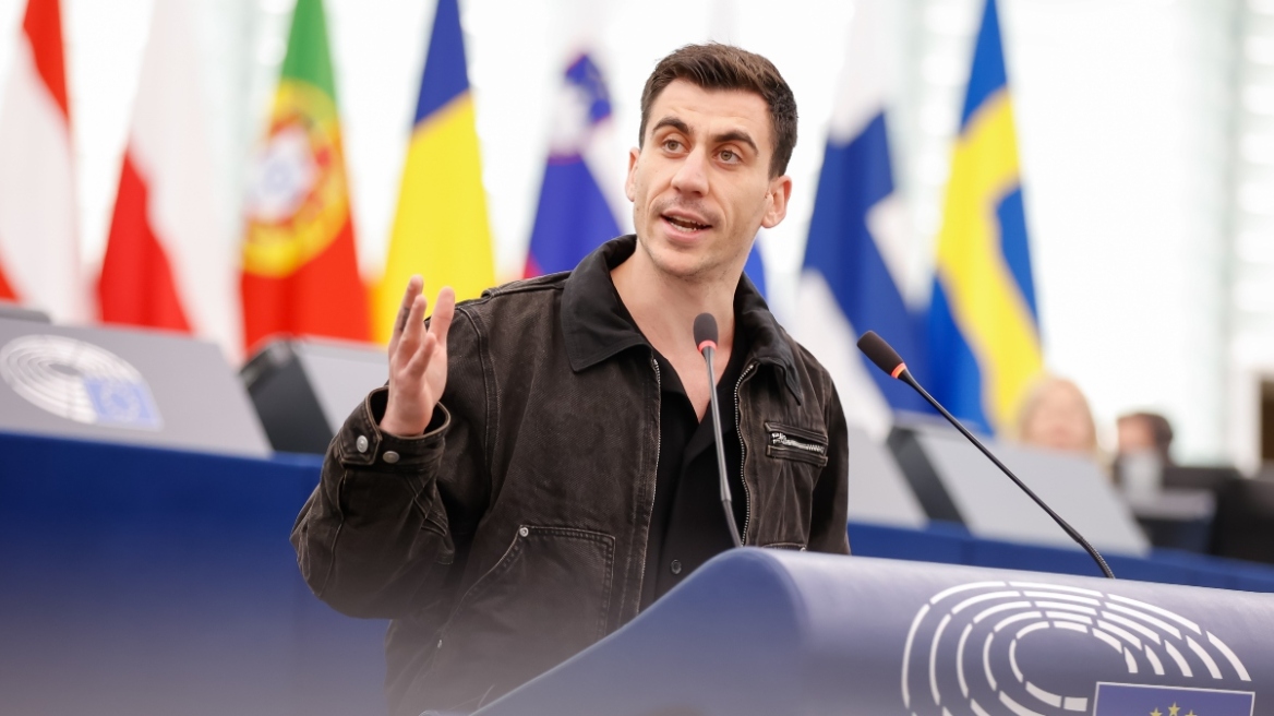 Ά&mu;&epsilon;&sigma;&eta; &Delta;&eta;&mu;&omicron;&kappa;&rho;&alpha;&tau;ί&alpha;: &Xi;&epsilon;&kappa;ί&nu;&eta;&sigma;&epsilon; &eta; &psi;&eta;&phi;&omicron;&phi;&omicron;&rho;ί&alpha; &alpha;&nu;ά&delta;&epsilon;&iota;&xi;&eta;&sigmaf; &upsilon;&pi;&omicron;&psi;ή&phi;&iota;&omega;&nu; &beta;&omicron;&upsilon;&lambda;&epsilon;&upsilon;&tau;ώ&nu;