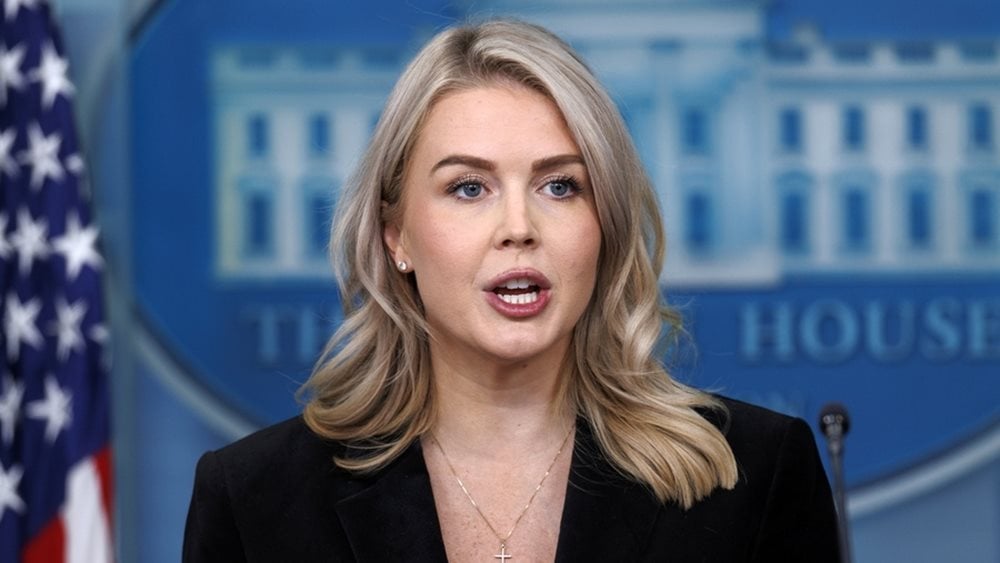 &Lambda;&epsilon;&upsilon;&kappa;ό&sigmaf; &Omicron;ί&kappa;&omicron;&sigmaf;: &Pi;&alpha;&rho;&alpha;&mu;έ&nu;&epsilon;&iota; &omicron; &sigma;&upsilon;&nu;&alpha;&gamma;&epsilon;&rho;&mu;ό&sigmaf; FBI &gamma;&iota;&alpha; &pi;&iota;&theta;&alpha;&nu;ή &iota;&rho;&alpha;&nu;&iota;&kappa;ή &epsilon;&pi;ί&theta;&epsilon;&sigma;&eta; &alpha;&nu;&tau;&iota;&pi;&omicron;ί&nu;&omega;&nu;