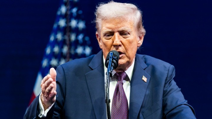 &Tau;&rho;&alpha;&mu;&pi;: &Omicron; &pi;ό&lambda;&epsilon;&mu;&omicron;&sigmaf; &mu;&epsilon; &tau;&omicron; &Iota;&rho;ά&nu; &epsilon;&xi;&epsilon;&lambda;ί&sigma;&sigma;&epsilon;&tau;&alpha;&iota; &laquo;&pi;&omicron;&lambda;ύ &gamma;&rho;ή&gamma;&omicron;&rho;&alpha;&raquo;