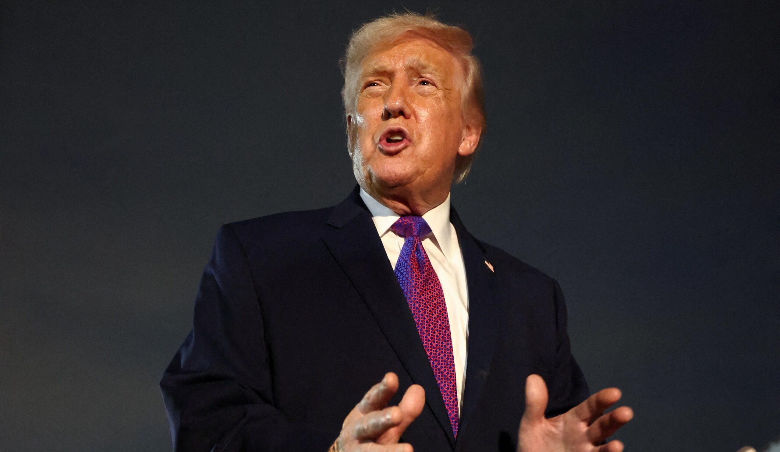 Τραμπ: Πιστεύω πως είναι πιθανό ο Πούτιν να βοηθά το Ιράν