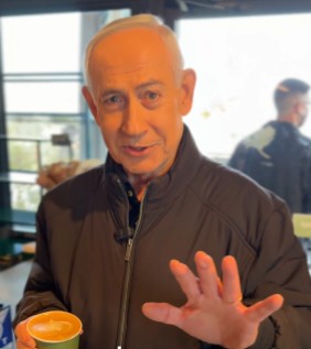 &Epsilon;&mu;&phi;ά&nu;&iota;&sigma;&tau;&eta; &Nu;&epsilon;&tau;&alpha;&nu;&iota;ά&chi;&omicron;&upsilon; &mu;&epsilon;&tau;ά &tau;&alpha; fake news: &laquo;&Pi;&epsilon;&theta;&alpha;ί&nu;&omega;... &gamma;&iota;&alpha; &kappa;&alpha;&phi;έ&raquo; (&Beta;&Iota;&Nu;&Tau;&Epsilon;&Omicron;)