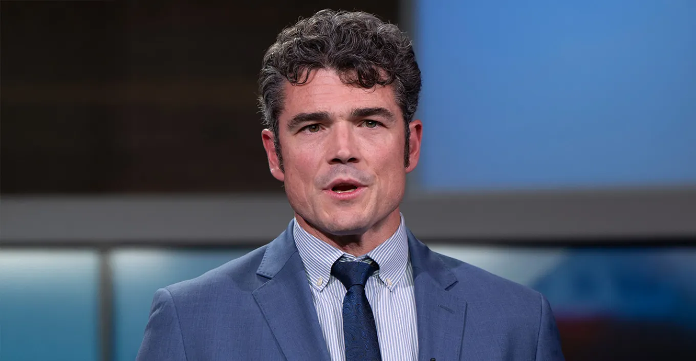 &Pi;&alpha;&rho;&alpha;&iota;&tau;ή&theta;&eta;&kappa;&epsilon; &omicron; &epsilon;&pi;&iota;&kappa;&epsilon;&phi;&alpha;&lambda;ή&sigmaf; &Alpha;&nu;&tau;&iota;&tau;&rho;&omicron;&mu;&omicron;&kappa;&rho;&alpha;&tau;ί&alpha;&sigmaf; &Eta;&Pi;&Alpha;- &laquo;&Delta;&epsilon;&nu; &alpha;&pi;&omicron;&tau;&epsilon;&lambda;&omicron;ύ&sigma;&epsilon; &alpha;&pi;&epsilon;&iota;&lambda;ή &tau;&omicron; &Iota;&rho;ά&nu;&raquo;