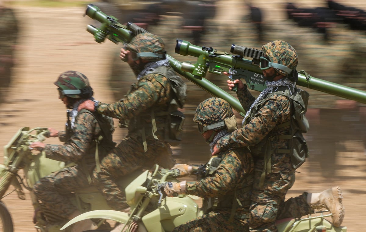 Γαλλία: Παράλογο να περιμένει κανείς από τον Λίβανο να αφοπλίσει την Χεζμπολάχ