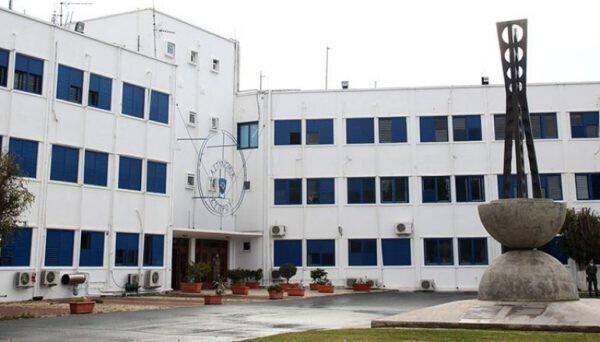 Αστυνομία: Αξιολογείται νέο υλικό για φερόμενο ξυλοδαρμό της συζύγου Φαίδωνα