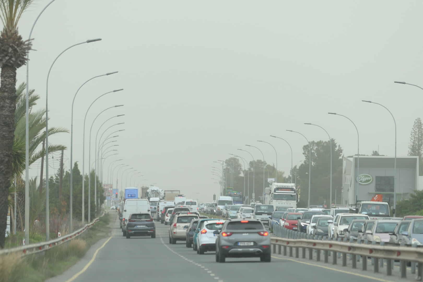 Καραμπόλα με τρία οχήματα στον αυτοκινητόδρομο Ριζοελιάς–Ορόκλινης