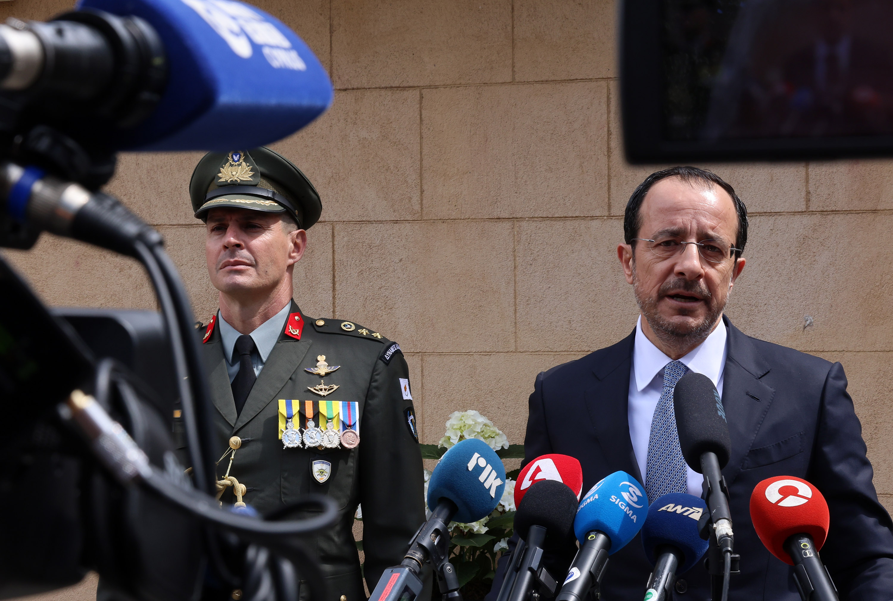 Ανακοινώνει μέτρα για την οικονομία ο ΠτΔ - «Υπεύθυνη δημοσιονομική πολιτική»