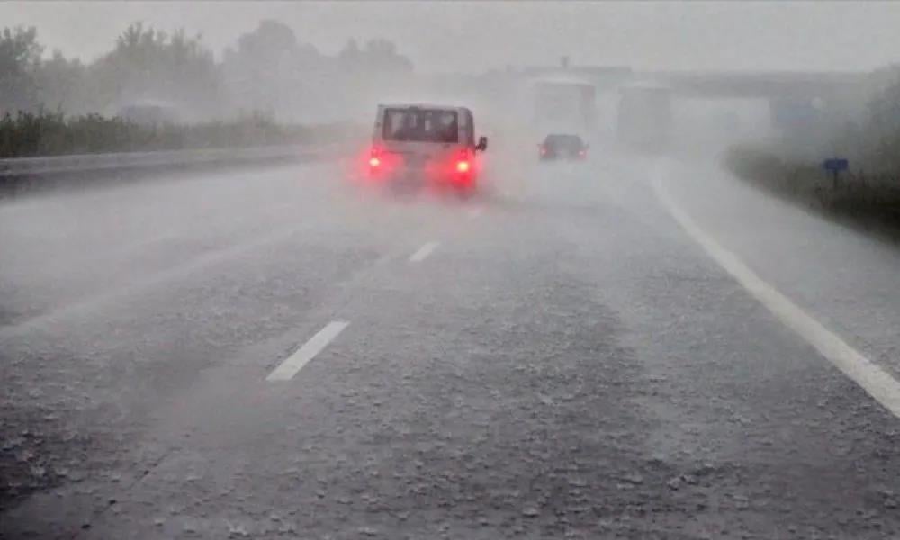 Υπερχείλισε χείμαρρος και κατέστη επικίνδυνος ο αυτοκινητόδρομος Λεμεσού-Πάφου