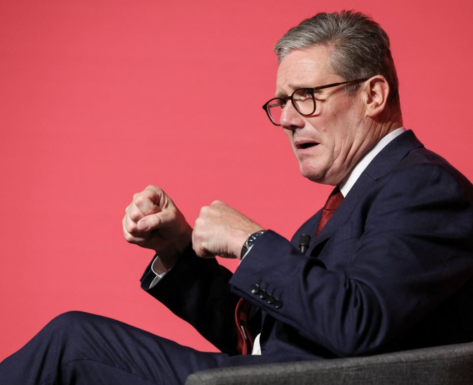 Πράσινο φως Στάρμερ ακόμα και για κατάσχεση πλοίων «σκιώδους ρωσικού στόλου»