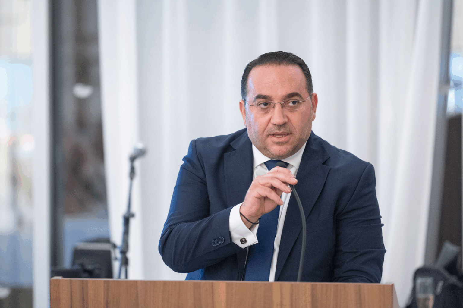 Κουμής: Σημάδια ανάκαμψης τουριστικών κρατήσεων μετά τις γεωπολιτικές πιέσεις