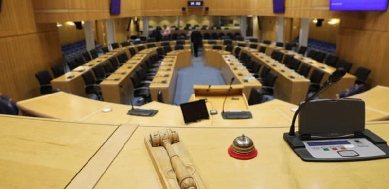 Οι αλλαγές που προωθούνται στη Βουλή-Εκλογή ΠτΒ, live επιτροπές και name&shame