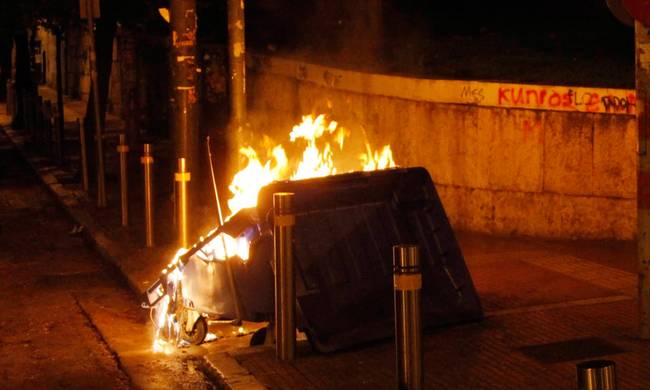Vandalism in Larnaca: Trash Can Set on Fire, Fireworks Launched at Police Vehicle