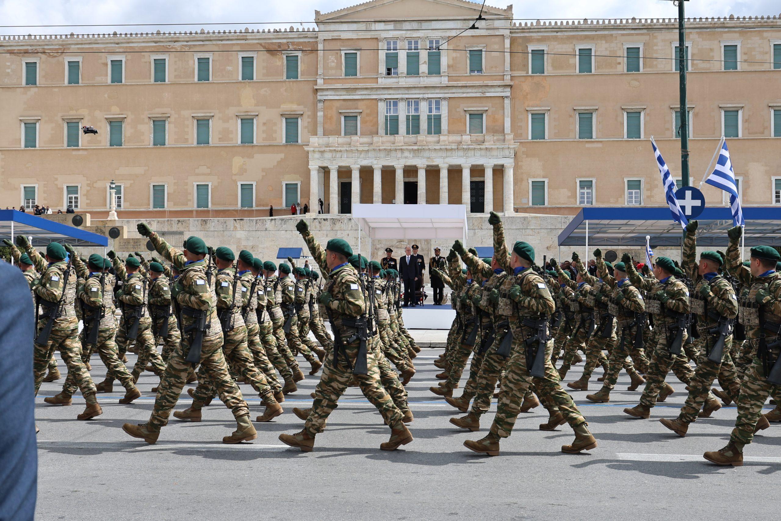 Ενόχληση Τούρκων για συνθήματα στην παρέλαση της Αθήνας - Αναφορές για Κύπρο