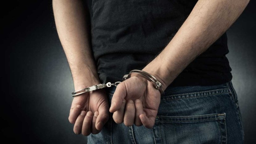 Επεισοδιακή σύλληψη 33χρονου ποδηλάτη για ναρκωτικά –Επιτέθηκε σε αστυνομικούς