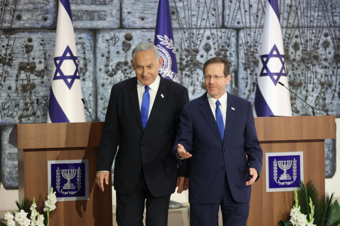 Ο πρόεδρος του Ισραήλ επέστρεψε στον Νετανιάχου τον φάκελο για απονομή χάριτος