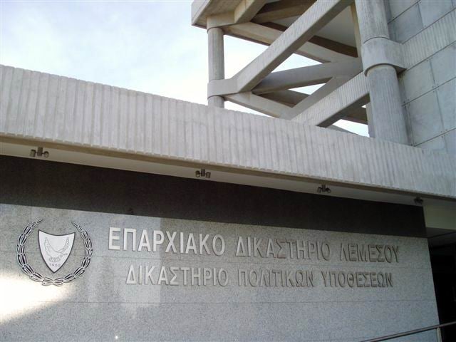 &Pi;&alpha;&rho;&alpha;&pi;έ&mu;&phi;&theta;&eta;&kappa;&alpha;&nu; &sigma;&tau;&omicron; &Kappa;&alpha;&kappa;&omicron;&upsilon;&rho;&gamma;&iota;&omicron;&delta;&iota;&kappa;&epsilon;ί&omicron; &omicron;&iota; &delta;ύ&omicron; &gamma;&iota;&alpha; &beta;ό&mu;&beta;&alpha; &sigma;&epsilon; &epsilon;&sigma;&tau;&iota;&alpha;&tau;ό&rho;&iota;&omicron; &sigma;&tau;&eta; &Lambda;&epsilon;&mu;&epsilon;&sigma;ό