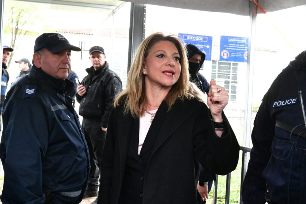 Έ&nu;&tau;&alpha;&sigma;&eta; &kappa;&alpha;&iota; &delta;&iota;&alpha;&mu;&alpha;&rho;&tau;&upsilon;&rho;ί&epsilon;&sigmaf; &sigma;&tau;&eta; &delta;&epsilon;ύ&tau;&epsilon;&rho;&eta; &sigma;&upsilon;&nu;&epsilon;&delta;&rho;ί&alpha;&sigma;&eta; &tau;&eta;&sigmaf; &delta;ί&kappa;&eta;&sigmaf; &gamma;&iota;&alpha; &tau;&alpha; &Tau;έ&mu;&pi;&eta;