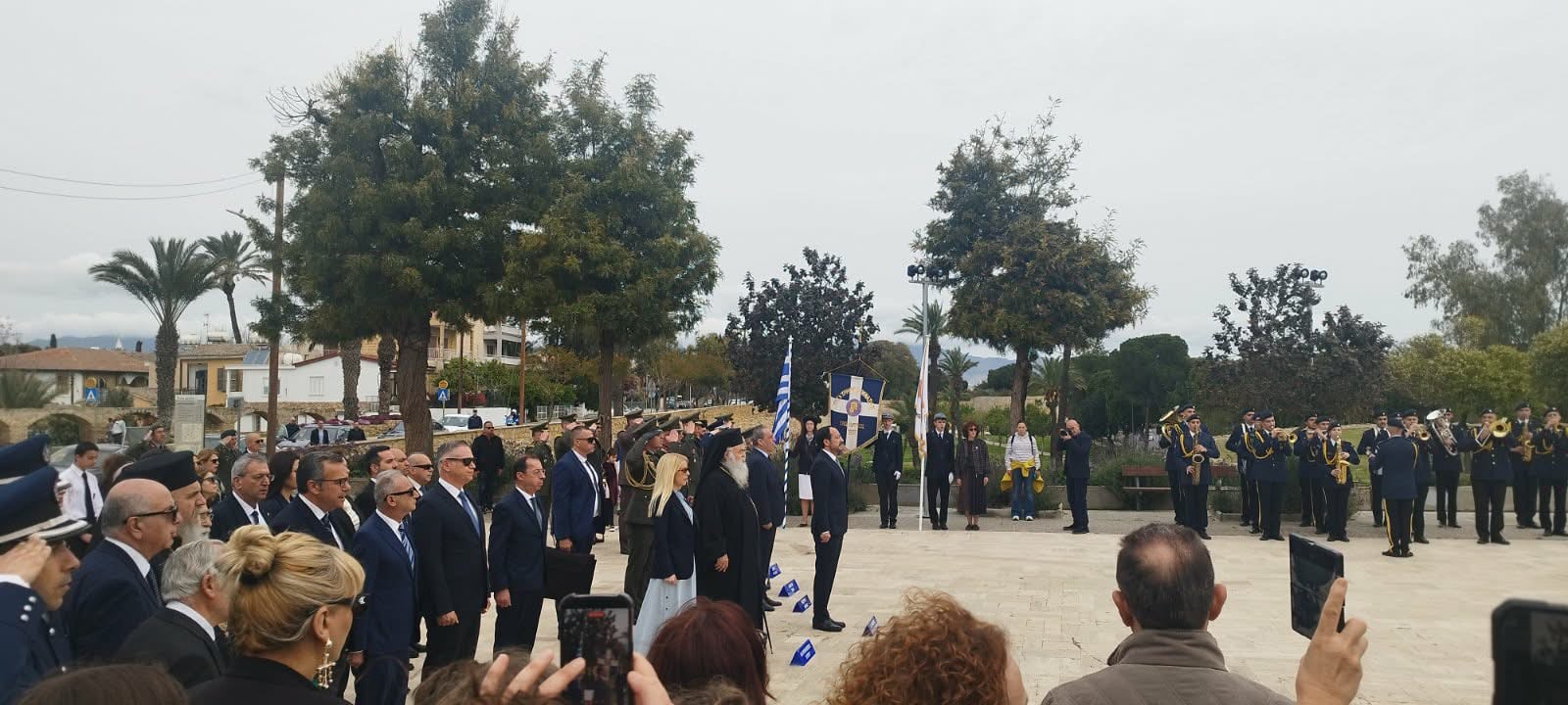 &Pi;&alpha;&nu;&eta;&gamma;&upsilon;&rho;&iota;&kappa;ή &delta;&omicron;&xi;&omicron;&lambda;&omicron;&gamma;ί&alpha; &sigma;&tau;&eta; &Lambda;&epsilon;&upsilon;&kappa;&omega;&sigma;ί&alpha; &gamma;&iota;&alpha; &tau;&eta;&nu; &epsilon;&pi;έ&tau;&epsilon;&iota;&omicron; 1&eta;&sigmaf; &Alpha;&pi;&rho;&iota;&lambda;ί&omicron;&upsilon;