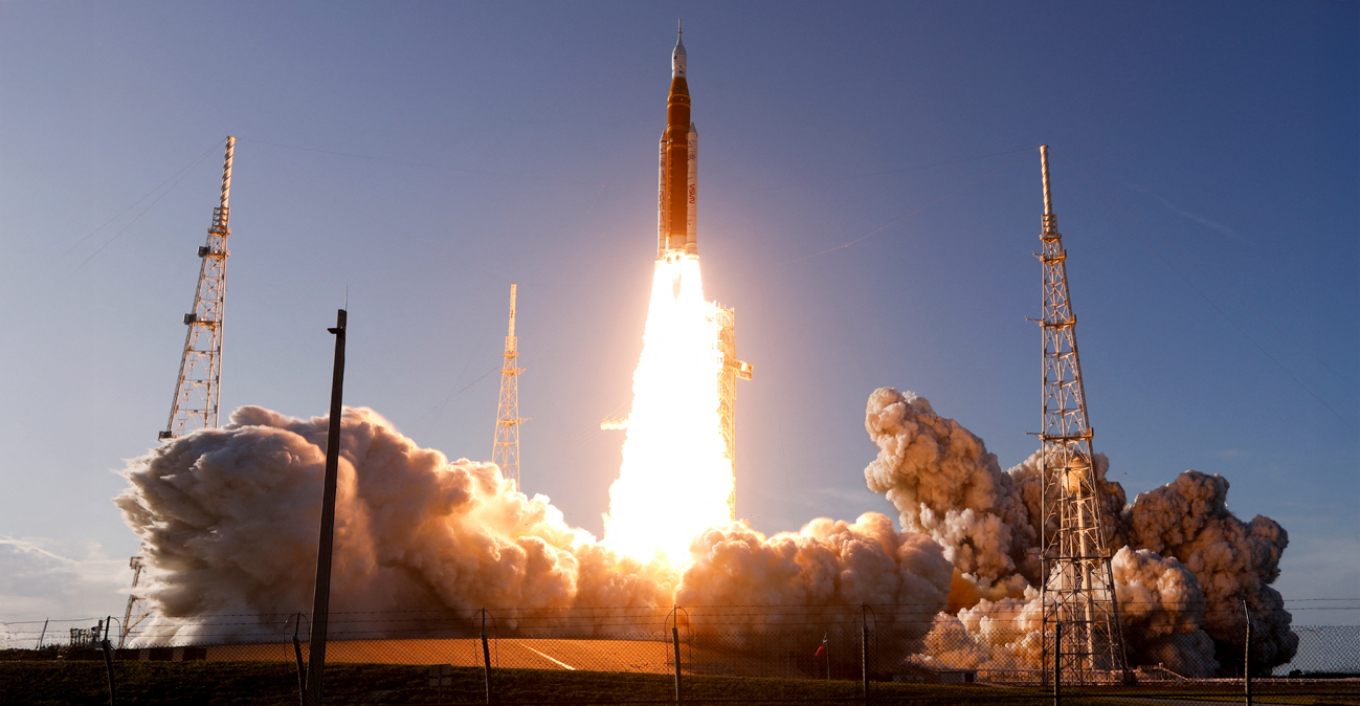 Artemis II: Ξεκίνησε η ιστορική αποστολή προς τη Σελήνη (vids)