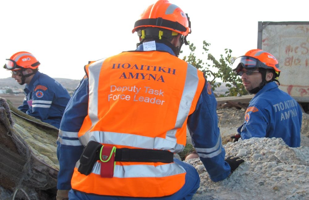 &Beta;&omicron;&upsilon;&lambda;ή: &Sigma;&tau;&eta;&nu; &Pi;&omicron;&lambda;&iota;&tau;&iota;&kappa;ή Ά&mu;&upsilon;&nu;&alpha; &tau;&omicron; &Kappa;έ&nu;&tau;&rho;&omicron; &Delta;&iota;&alpha;&chi;&epsilon;ί&rho;&iota;&sigma;&eta;&sigmaf; &Epsilon;&kappa;&tau;ά&kappa;&tau;&omega;&nu; &Alpha;&nu;&alpha;&gamma;&kappa;ώ&nu;