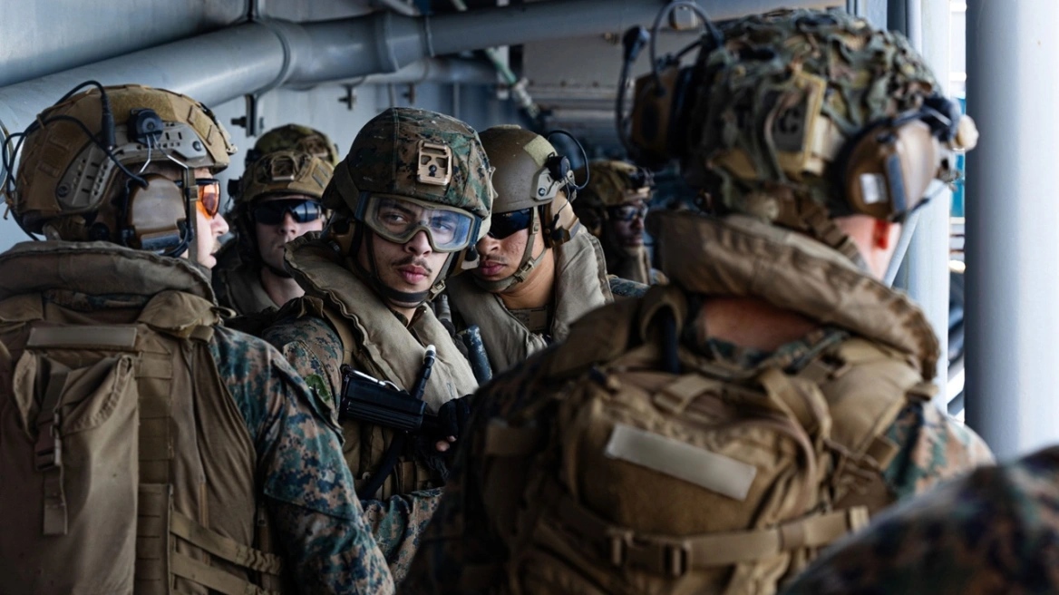 Atlantic: Σχέδια για 2 πιθανές χερσαίες επιχειρήσεις στο Ιράν κατέχει ο Τραμπ