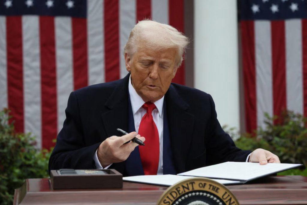 Νομικοί ΗΠΑ: Πιθανά εγκλήματα πολέμου στα πλήγματα στο Ιράν