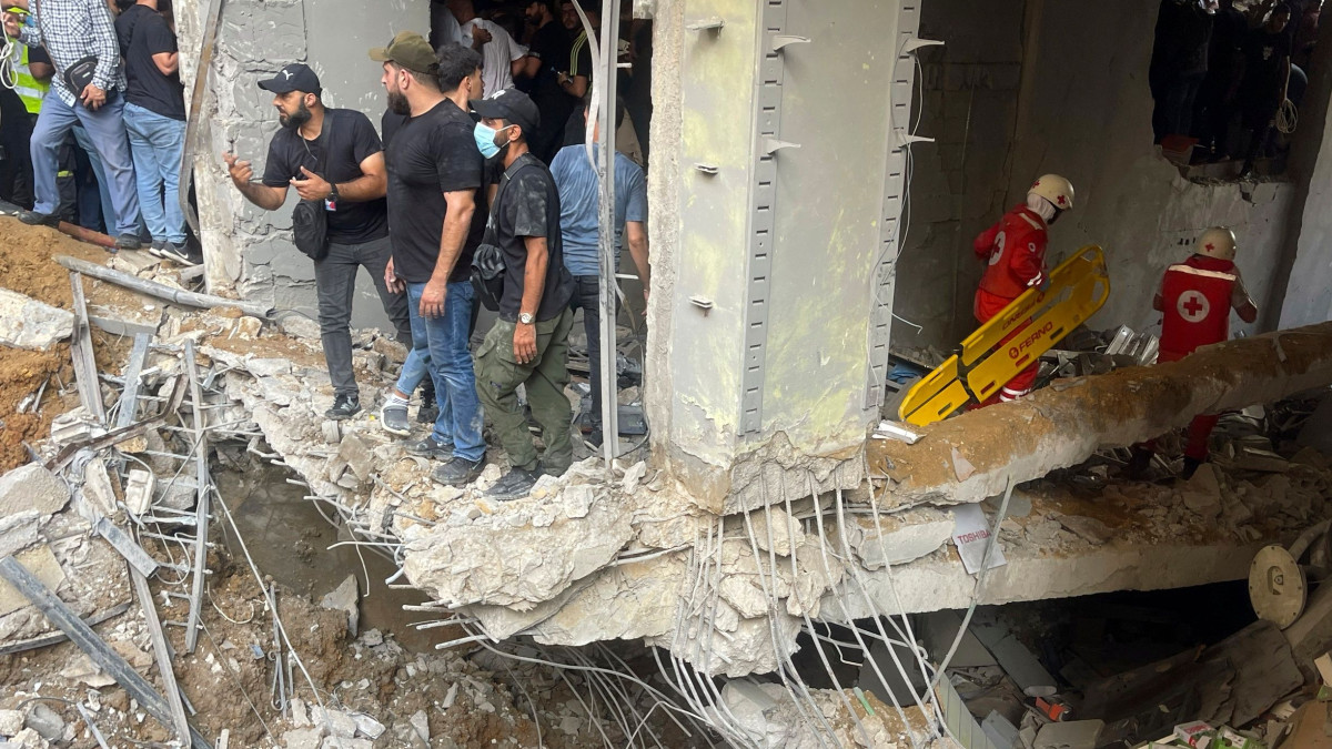 &Lambda;ί&beta;&alpha;&nu;&omicron;&sigmaf;: &Eta; &pi;&rho;&epsilon;&sigma;&beta;&epsilon;ί&alpha; &tau;&omega;&nu; &Eta;&Pi;&Alpha; &pi;&rho;&omicron;&tau;&rho;έ&pi;&epsilon;&iota; &Alpha;&mu;&epsilon;&rho;&iota;&kappa;&alpha;&nu;&omicron;ύ&sigmaf; &nu;&alpha; &epsilon;&gamma;&kappa;&alpha;&tau;&alpha;&lambda;&epsilon;ί&psi;&omicron;&upsilon;&nu; &tau;&eta; &chi;ώ&rho;&alpha;