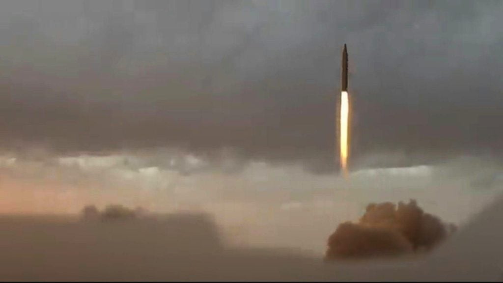 Η Χεζμπολάχ ανακοίνωσε ότι εκτόξευσε πύραυλο κρουζ με στόχο ισραηλινό πλοίο