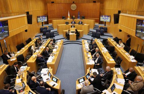 Ψηφίστηκαν ν/σ και προτάσεις για ρύθμιση ληξιπρόθεσμων κοινωνικών εισφορών