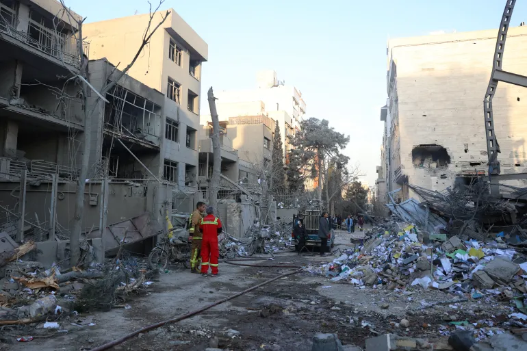 Ιρανικά ΜΜΕ: Συναγωγή της Τεχεράνης «καταστράφηκε εντελώς» από πλήγματα