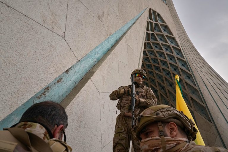 &Phi;&rho;&omicron;&upsilon;&rho;&omicron;ί &tau;&eta;&sigmaf; &Epsilon;&pi;&alpha;&nu;ά&sigma;&tau;&alpha;&sigma;&eta;&sigmaf;: &Alpha;&pi;&epsilon;&iota;&lambda;&omicron;ύ&nu; &epsilon;&kappa; &nu;έ&omicron;&upsilon; &mu;&epsilon; &epsilon;&pi;&iota;&theta;έ&sigma;&epsilon;&iota;&sigmaf; &sigma;&epsilon; &upsilon;&pi;&omicron;&delta;&omicron;&mu;έ&sigmaf; &tau;&omega;&nu; &Eta;&Pi;&Alpha;