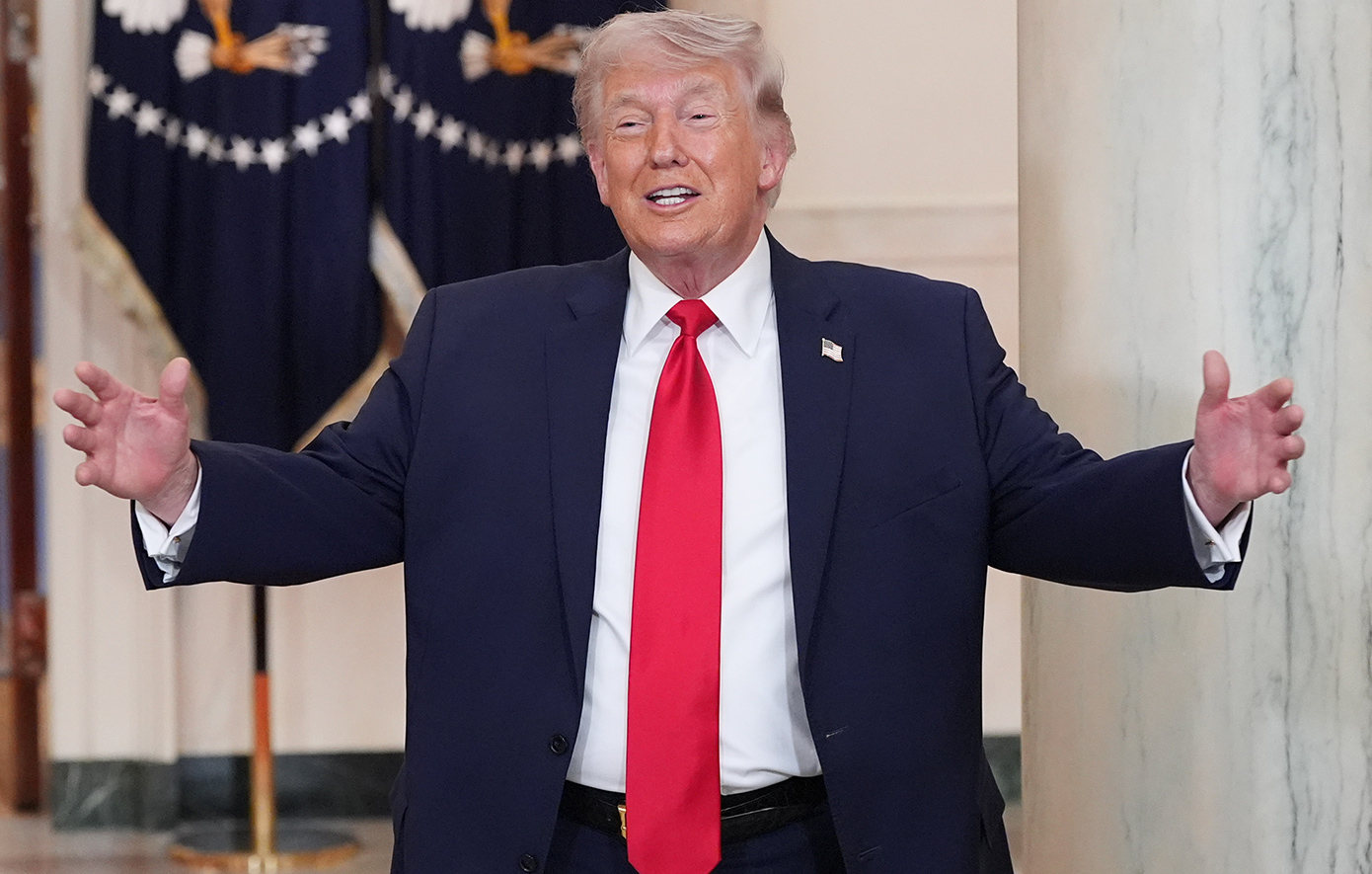 Tραμπ: Ανακοίνωσε εκεχειρία δύο εβδομάδων με το Ιράν