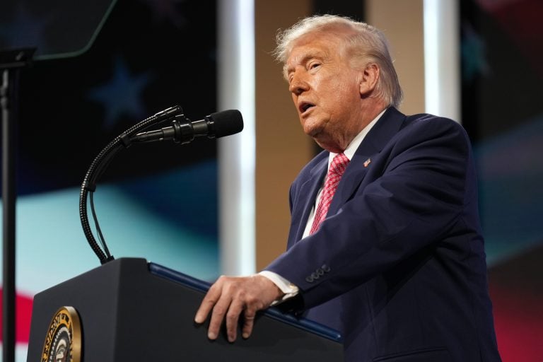 Τραμπ μετά την εκεχειρία: «Πλήρης και ολοκληρωτική νίκη στο Ιράν»