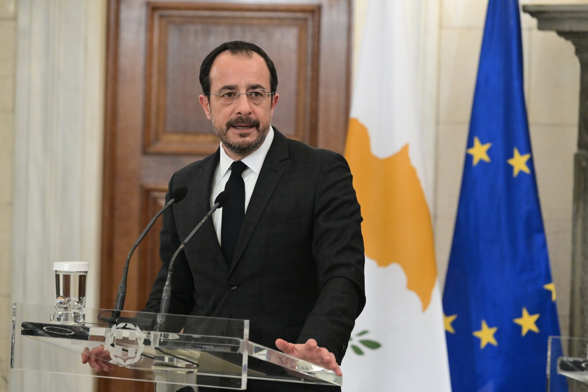 &Pi;&tau;&Delta;: &Epsilon;&lambda;&pi;ί&zeta;&omicron;&upsilon;&mu;&epsilon; &nu;&alpha; &epsilon;&pi;&iota;&tau;&epsilon;&upsilon;&chi;&theta;&epsilon;ί &omicron; &sigma;&tau;ό&chi;&omicron;&sigmaf; &alpha;&pi;&omicron;&kappa;&lambda;&iota;&mu;ά&kappa;&omega;&sigma;&eta;&sigmaf; &tau;&omicron;&upsilon; &pi;&omicron;&lambda;έ&mu;&omicron;&upsilon; &sigma;&tau;&omicron; &Iota;&rho;ά&nu;