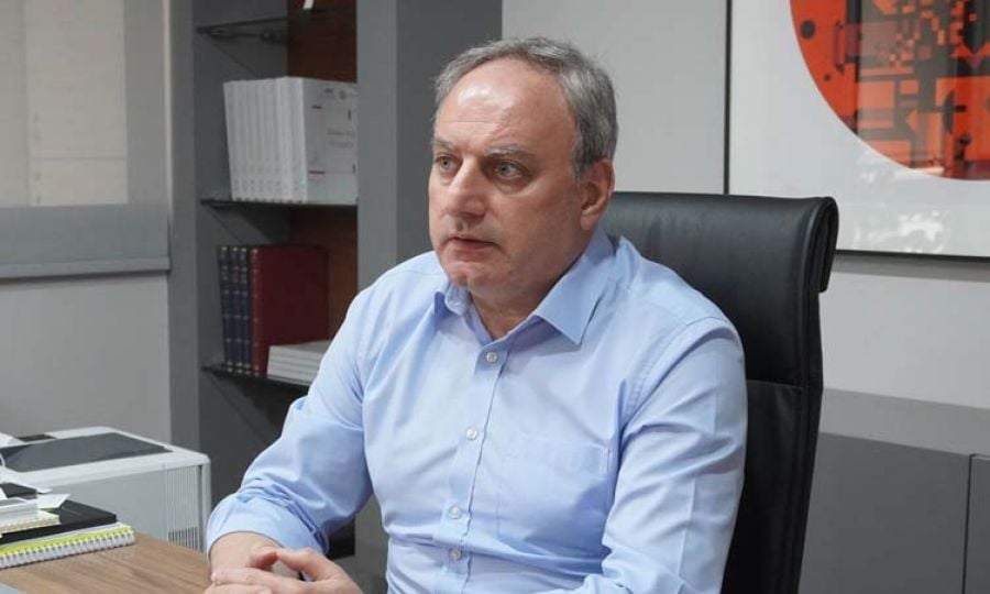 &Sigma;&tau;&epsilon;&phi;ά&nu;&omicron;&upsilon;: &Eta; &delta;&iota;&epsilon;&rho;&epsilon;ύ&nu;&eta;&sigma;&eta; &tau;&omega;&nu; &kappa;&alpha;&tau;&alpha;&gamma;&gamma;&epsilon;&lambda;&iota;ώ&nu; &Delta;&rho;&omicron;&upsilon;&sigma;&iota;ώ&tau;&eta; &pi;&rho;έ&pi;&epsilon;&iota; &nu;&alpha; &gamma;ί&nu;&epsilon;&iota; &gamma;&rho;ή&gamma;&omicron;&rho;&alpha;