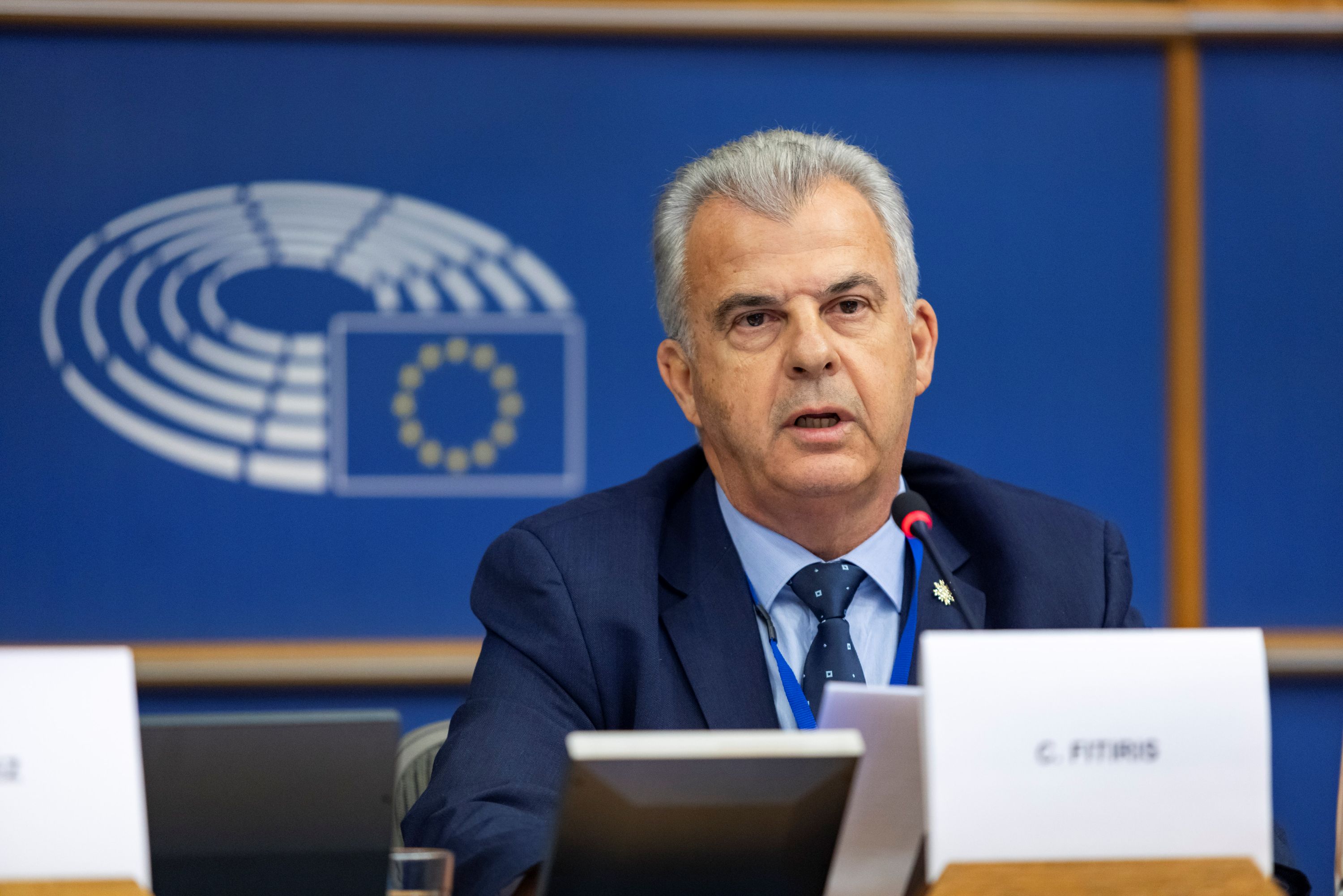 &Phi;&upsilon;&tau;&iota;&rho;ή&sigmaf; &gamma;&iota;&alpha; &Delta;&rho;&omicron;&upsilon;&sigma;&iota;ώ&tau;&eta;: &Tau;&alpha; &sigma;&tau;&omicron;&iota;&chi;&epsilon;ί&alpha; &theta;&alpha; &sigma;&tau;&alpha;&lambda;&omicron;ύ&nu; &sigma;&tau;&eta;&nu; Europol &gamma;&iota;&alpha; &delta;&iota;&kappa;&alpha;&nu;&iota;&kappa;ό έ&lambda;&epsilon;&gamma;&chi;&omicron;