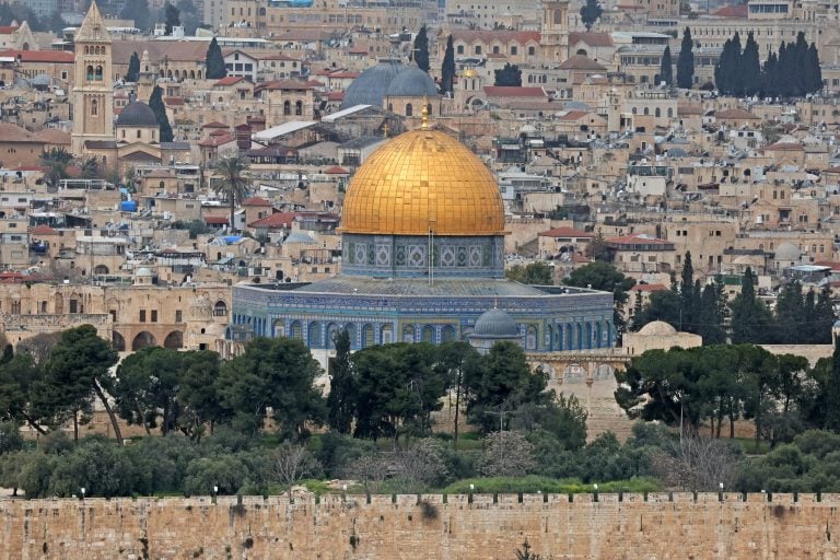 &Iota;&sigma;&rho;&alpha;ή&lambda;: &Alpha;&nu;&omicron;ί&gamma;&omicron;&upsilon;&nu; &sigma;ή&mu;&epsilon;&rho;&alpha; &Mu;&epsilon;&gamma;ά&lambda;&eta; &Pi;έ&mu;&pi;&tau;&eta; &omicron;&iota; Ά&gamma;&iota;&omicron;&iota; &Tau;ό&pi;&omicron;&iota;