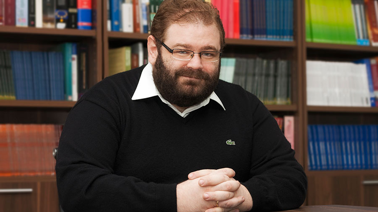 &Alpha;&iota;&mu;&iota;&lambda;&iota;&alpha;&nu;ί&delta;&eta;&sigmaf;: &Epsilon;&lambda;&lambda;&iota;&pi;ή&sigmaf; &pi;&rho;&omicron;&sigma;&tau;&alpha;&sigma;ί&alpha; &tau;&omicron;&upsilon; &delta;&iota;&kappa;&eta;&gamma;&omicron;&rho;&iota;&kappa;&omicron;ύ &alpha;&pi;&omicron;&rho;&rho;ή&tau;&omicron;&upsilon; &sigma;&tau;&eta;&nu; &Kappa;ύ&pi;&rho;&omicron;