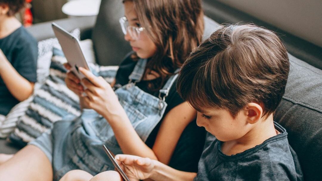 Σε υψηλά επίπεδα ανησυχίας η Κύπρος για χρήση ΜΚΔ από παιδιά