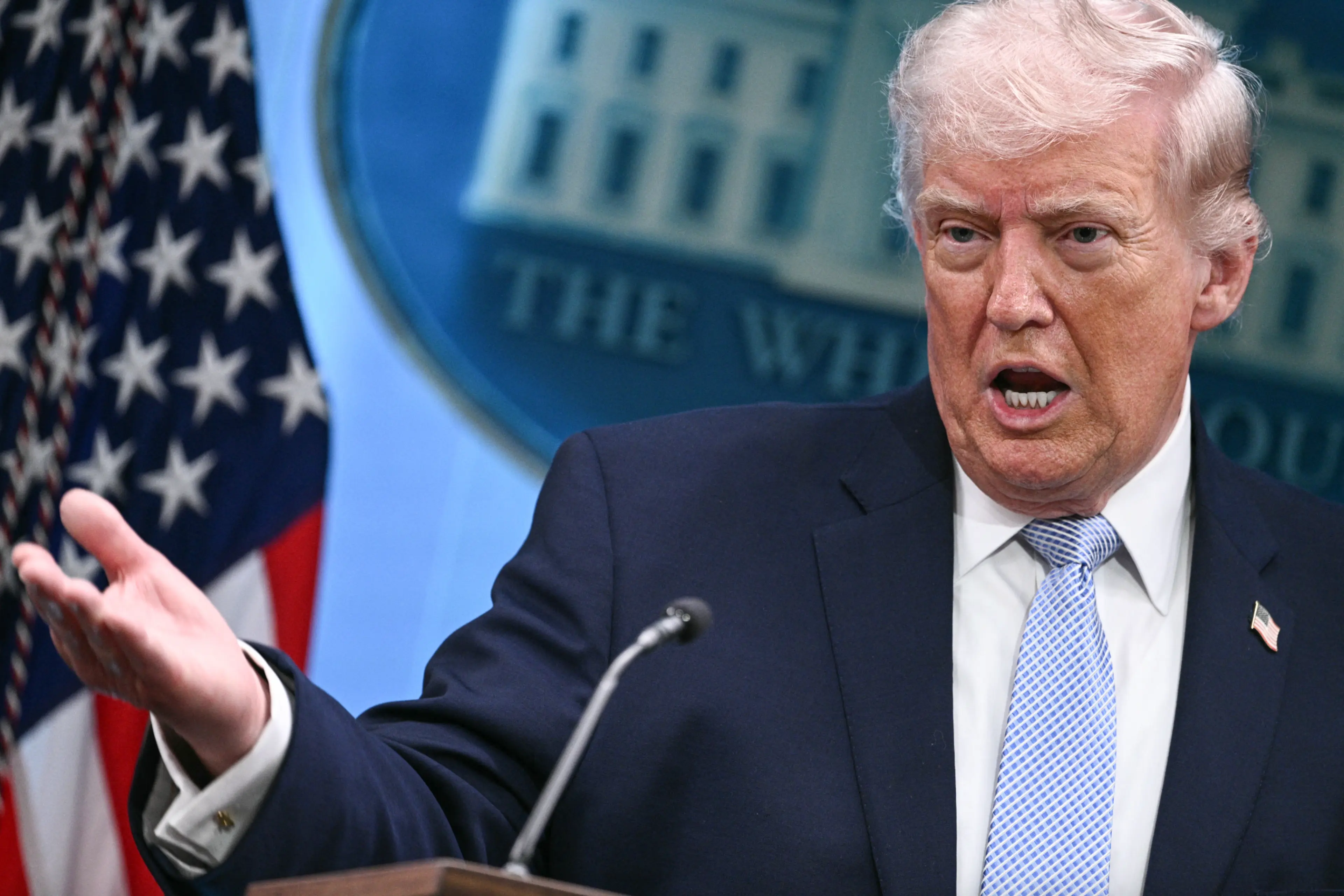 &Tau;&rho;&alpha;&mu;&pi;: &Tau;&omicron; &pi;&omicron;&lambda;&epsilon;&mu;&iota;&kappa;ό &nu;&alpha;&upsilon;&tau;&iota;&kappa;ό &mu;&alpha;&sigmaf; &theta;&alpha; &mu;&pi;&lambda;&omicron;&kappa;ά&rho;&epsilon;&iota; ό&lambda;&alpha; &tau;&alpha; &pi;&lambda;&omicron;ί&alpha; &sigma;&tau;&alpha; &Sigma;&tau;&epsilon;&nu;ά &tau;&omicron;&upsilon; &Omicron;&rho;&mu;&omicron;ύ&zeta;