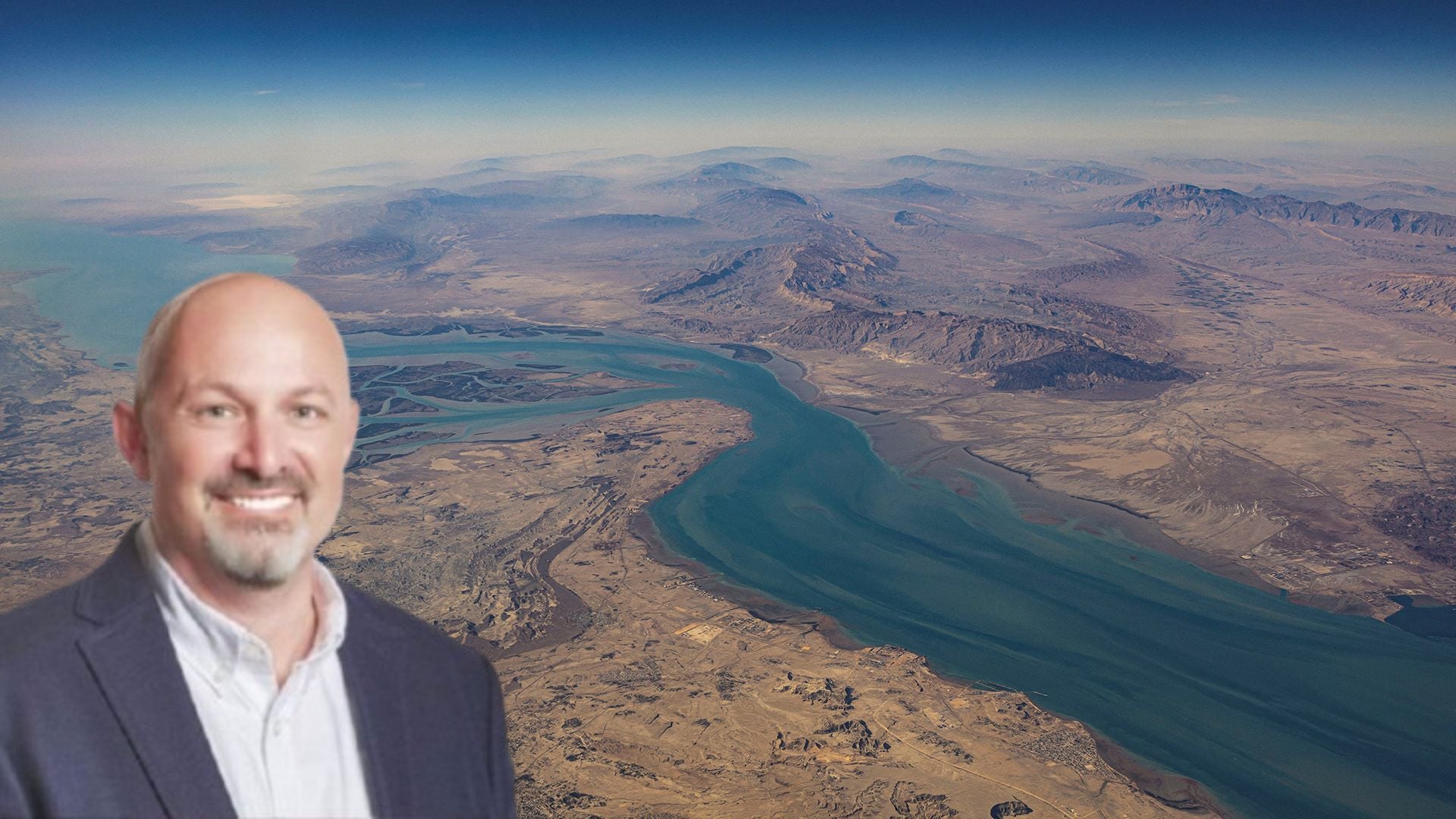 &Alpha;&nu;ά&lambda;&upsilon;&sigma;&eta;: &laquo;&Delta;&iota;&pi;&lambda;ό&sigmaf; &sigma;&tau;&rho;&alpha;&gamma;&gamma;&alpha;&lambda;&iota;&sigma;&mu;ό&sigmaf;&raquo; &sigma;&tau;&omicron; &Omicron;&rho;&mu;&omicron;ύ&zeta; - &Alpha;&nu;ά &pi;ά&sigma;&alpha; &sigma;&tau;&iota;&gamma;&mu;ή &nu;έ&alpha; &theta;&epsilon;&rho;&mu;ή &sigma;ύ&rho;&rho;&alpha;&xi;&eta;