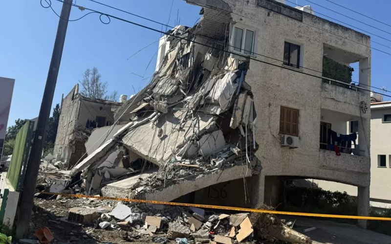 &Delta;&alpha;&mu;&iota;&alpha;&nu;&omicron;ύ: &Epsilon;&phi;&alpha;&rho;&mu;&omicron;&gamma;ή &nu;&omicron;&mu;&omicron;&theta;&epsilon;&sigma;ί&alpha;&sigmaf;, ό&chi;&iota; &mu;&epsilon;&tau;&alpha;&kappa;ύ&lambda;&iota;&sigma;&eta; &epsilon;&upsilon;&theta;&upsilon;&nu;ώ&nu; &gamma;&iota;&alpha; &epsilon;&pi;&iota;&kappa;ί&nu;&delta;&upsilon;&nu;&alpha; &kappa;&tau;ί&rho;&iota;&alpha;