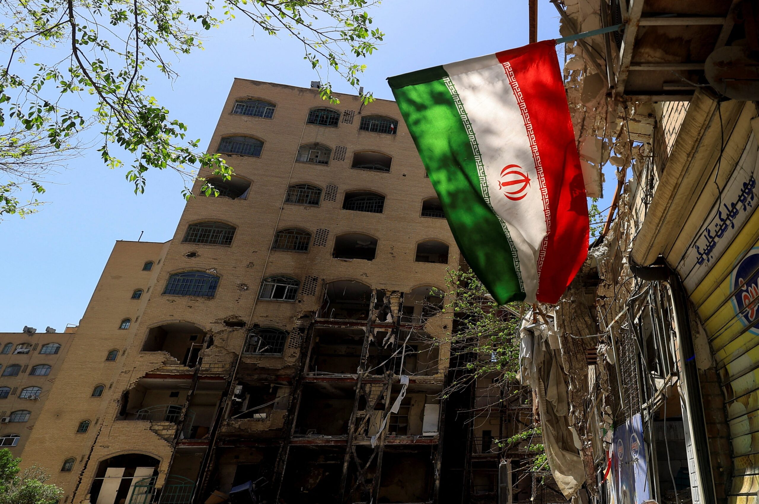 &Iota;&rho;ά&nu;: &Omicron;&iota; &alpha;&nu;&tau;&alpha;&lambda;&lambda;&alpha;&gamma;έ&sigmaf; &mu;&eta;&nu;&upsilon;&mu;ά&tau;&omega;&nu; &mu;&epsilon; &Eta;&Pi;&Alpha; &sigma;&upsilon;&nu;&epsilon;&chi;ί&zeta;&omicron;&nu;&tau;&alpha;&iota; &mu;έ&sigma;&omega; &Pi;&alpha;&kappa;&iota;&sigma;&tau;ά&nu;