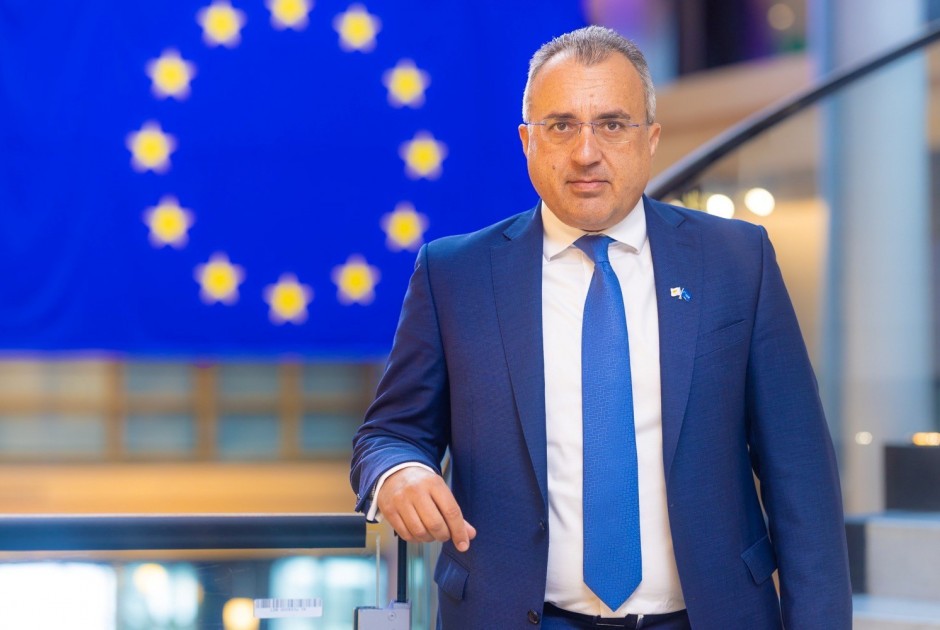 &Gamma;&iota;&alpha; &pi;&rho;ώ&tau;&eta; &phi;&omicron;&rho;ά &tau;&alpha; &delta;&iota;&kappa;&alpha;&iota;ώ&mu;&alpha;&tau;&alpha; &Kappa;ύ&pi;&rho;&iota;&omega;&nu; &epsilon;&kappa;&tau;&omicron;&pi;&iota;&sigma;&mu;έ&nu;&omega;&nu; &sigma;&tau;&omicron;&nu; &Epsilon;&upsilon;&rho;&omega;&pi;&alpha;ϊ&kappa;ό &Pi;&rho;&omicron;ϋ&pi;&omicron;&lambda;&omicron;&gamma;&iota;&sigma;&mu;ό