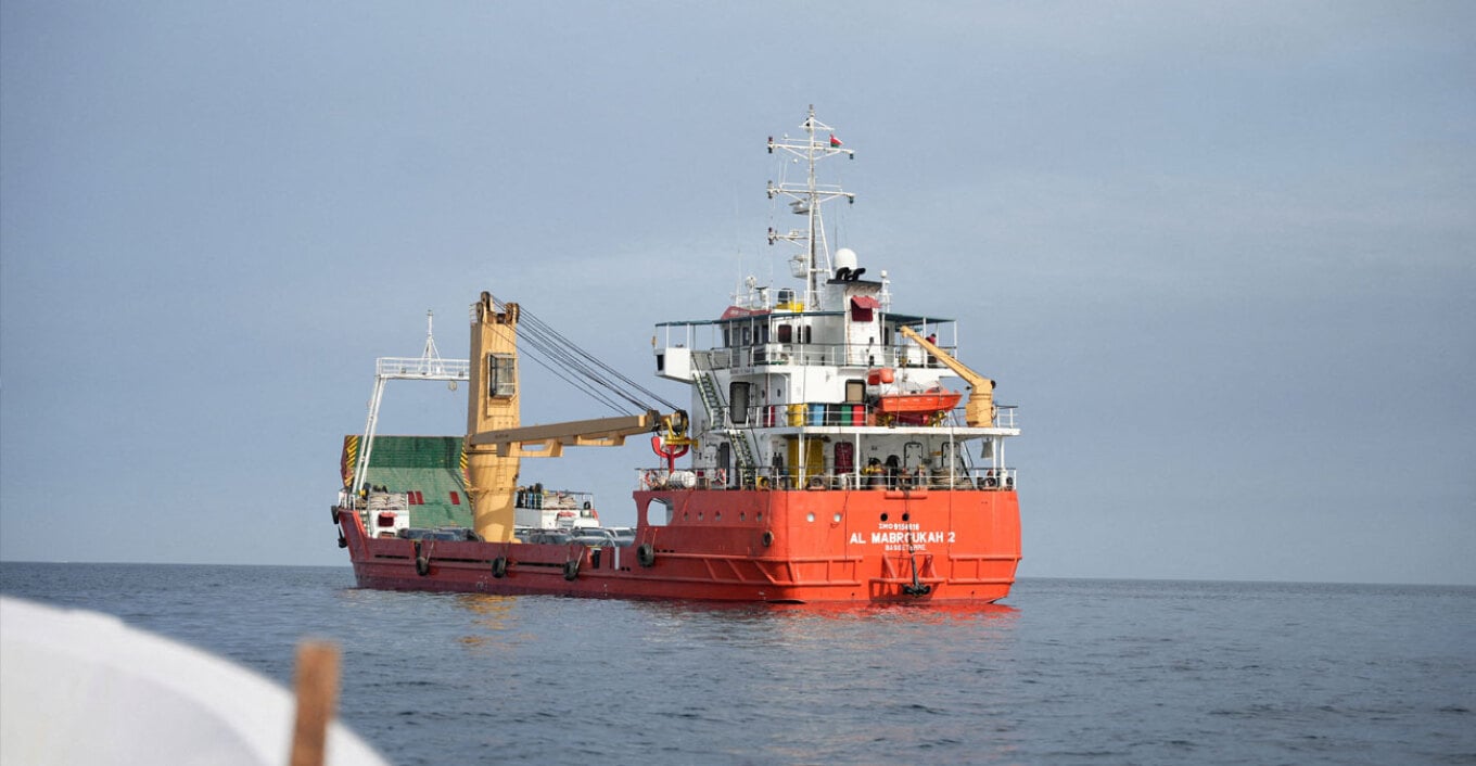 Αβεβαιότητα για τα Στενά του Ορμούζ - Απειλεί να τα κλείσει ξανά η Τεχεράνη