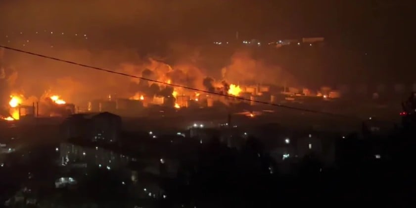 &Mu;&alpha;&zeta;&iota;&kappa;ή &epsilon;&pi;ί&theta;&epsilon;&sigma;&eta; &mu;&epsilon; drones &sigma;&tau;&alpha; &delta;&iota;&upsilon;&lambda;&iota;&sigma;&tau;ή&rho;&iota;&alpha; &tau;&eta;&sigmaf; Rosneft &tau;&eta;&sigmaf; &Rho;&omega;&sigma;ί&alpha;&sigmaf;