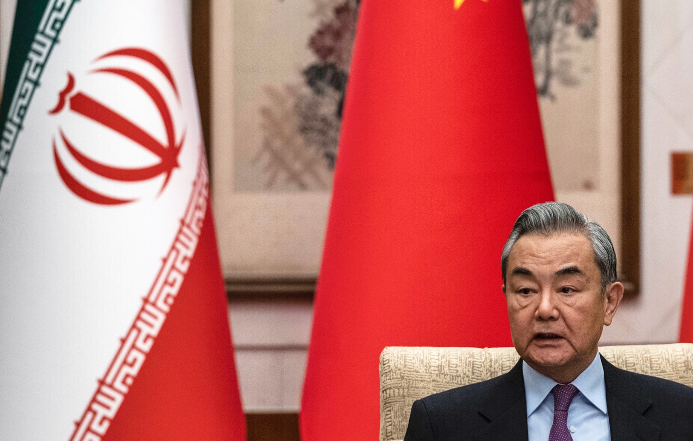 Κίνα: Ανησυχίες για σύλληψη ιρανικού πλοίου- Καλεί Ιράν και ΗΠΑ σε συνομιλίες