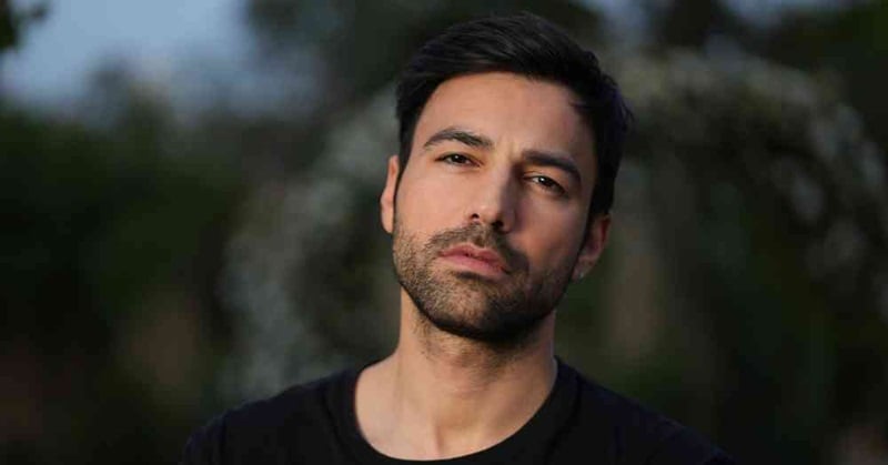 &Alpha;&pi;&omicron;&kappa;&lambda;&epsilon;&iota;&sigma;&tau;&iota;&kappa;ό: &Sigma;&tau;&omicron; &Sigma;&Iota;&Gamma;&Mu;&Alpha; &omicron; &Alpha;&nu;&delta;&rho;έ&alpha;&sigmaf; &Gamma;&epsilon;&omega;&rho;&gamma;ί&omicron;&upsilon; &tau;&eta; &nu;έ&alpha; &tau;&eta;&lambda;&epsilon;&omicron;&pi;&tau;&iota;&kappa;ή &sigma;&epsilon;&zeta;ό&nu;